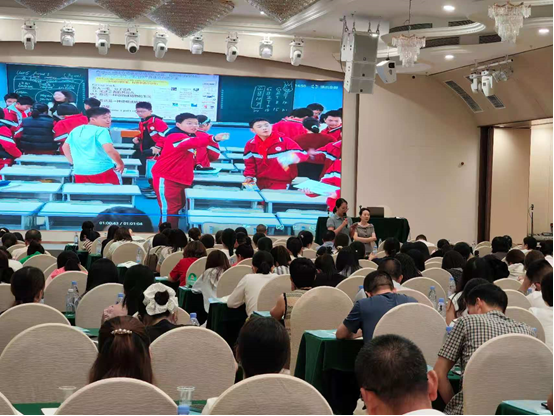 宁德市2026年初中英语教师科普版·仁爱英语教材培训报道(图8) 1-260ZG0512N62.png